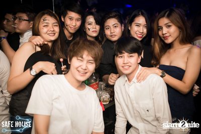 Safe House Hospital ที่ร้าน เซฟเฮ้าส์ ทองหล่อ — photo 113