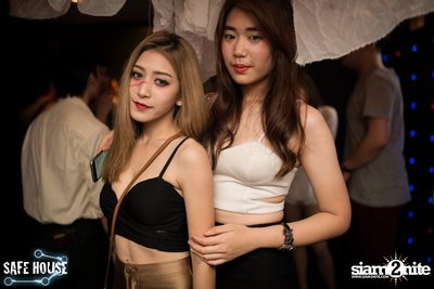 Safe House Hospital ที่ร้าน เซฟเฮ้าส์ ทองหล่อ — photo 144