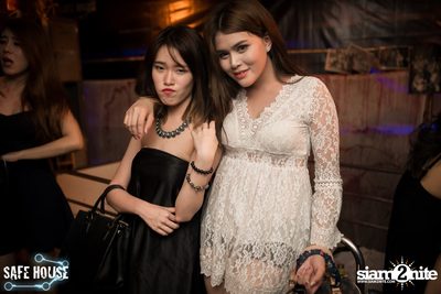 Safe House Hospital ที่ร้าน เซฟเฮ้าส์ ทองหล่อ — photo 152