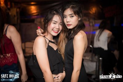 Safe House Hospital ที่ร้าน เซฟเฮ้าส์ ทองหล่อ — photo 158