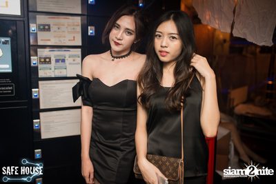 Safe House Hospital ที่ร้าน เซฟเฮ้าส์ ทองหล่อ — photo 161