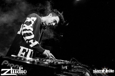 สตูดิโอ ร่วมกับ Thai Cute Girl นำเสนอ Halloween Party กับ DJ Juicy M — photo 22