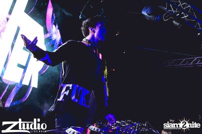 สตูดิโอ ร่วมกับ Thai Cute Girl นำเสนอ Halloween Party กับ DJ Juicy M — photo 23