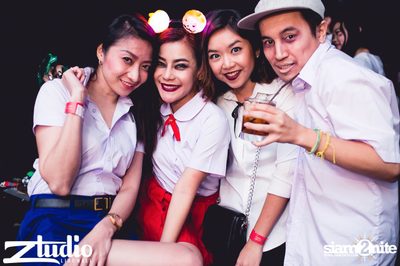 สตูดิโอ ร่วมกับ Thai Cute Girl นำเสนอ Halloween Party กับ DJ Juicy M — photo 27