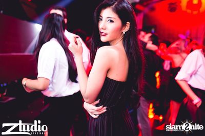 สตูดิโอ ร่วมกับ Thai Cute Girl นำเสนอ Halloween Party กับ DJ Juicy M — photo 35