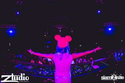 สตูดิโอ ร่วมกับ Thai Cute Girl นำเสนอ Halloween Party กับ DJ Juicy M — photo 37