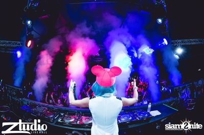 สตูดิโอ ร่วมกับ Thai Cute Girl นำเสนอ Halloween Party กับ DJ Juicy M — photo 38