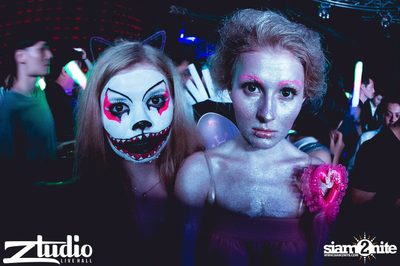 สตูดิโอ ร่วมกับ Thai Cute Girl นำเสนอ Halloween Party กับ DJ Juicy M — photo 39