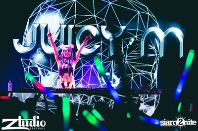 สตูดิโอ ร่วมกับ Thai Cute Girl นำเสนอ Halloween Party กับ DJ Juicy M — photo 44