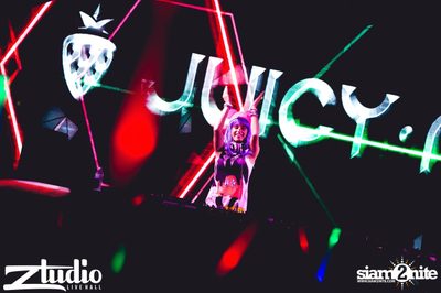สตูดิโอ ร่วมกับ Thai Cute Girl นำเสนอ Halloween Party กับ DJ Juicy M — photo 48