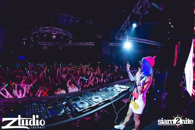 สตูดิโอ ร่วมกับ Thai Cute Girl นำเสนอ Halloween Party กับ DJ Juicy M — photo 68
