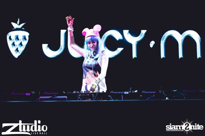 สตูดิโอ ร่วมกับ Thai Cute Girl นำเสนอ Halloween Party กับ DJ Juicy M — photo 81