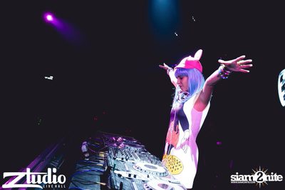 สตูดิโอ ร่วมกับ Thai Cute Girl นำเสนอ Halloween Party กับ DJ Juicy M — photo 92