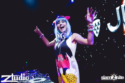 สตูดิโอ ร่วมกับ Thai Cute Girl นำเสนอ Halloween Party กับ DJ Juicy M — photo 94