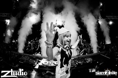 สตูดิโอ ร่วมกับ Thai Cute Girl นำเสนอ Halloween Party กับ DJ Juicy M — photo 96