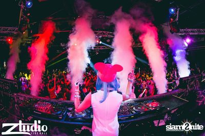 สตูดิโอ ร่วมกับ Thai Cute Girl นำเสนอ Halloween Party กับ DJ Juicy M — photo 97