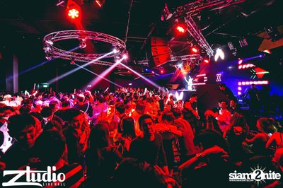 สตูดิโอ ร่วมกับ Thai Cute Girl นำเสนอ Halloween Party กับ DJ Juicy M — photo 109