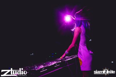 สตูดิโอ ร่วมกับ Thai Cute Girl นำเสนอ Halloween Party กับ DJ Juicy M — photo 110