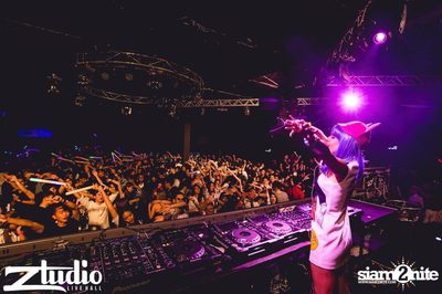 สตูดิโอ ร่วมกับ Thai Cute Girl นำเสนอ Halloween Party กับ DJ Juicy M — photo 111