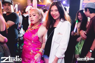 สตูดิโอ ร่วมกับ Thai Cute Girl นำเสนอ Halloween Party กับ DJ Juicy M — photo 124