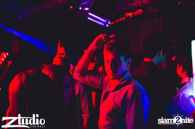 สตูดิโอ ร่วมกับ Thai Cute Girl นำเสนอ Halloween Party กับ DJ Juicy M — photo 136
