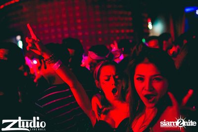 สตูดิโอ ร่วมกับ Thai Cute Girl นำเสนอ Halloween Party กับ DJ Juicy M — photo 139