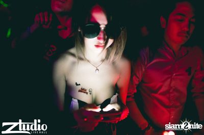 สตูดิโอ ร่วมกับ Thai Cute Girl นำเสนอ Halloween Party กับ DJ Juicy M — photo 142