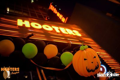 Day Of The Dead Thriller at Hooters Bangkok — photo 1