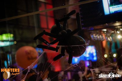 Day Of The Dead Thriller at Hooters Bangkok — photo 4