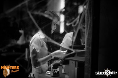 Day Of The Dead Thriller at Hooters Bangkok — photo 5