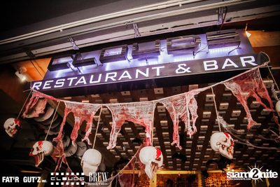 Seenspace Halloween ที่ คลาดส์, แฟตร์ กัตส์ และบริว — photo 1