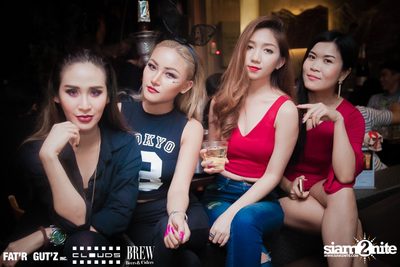 Seenspace Halloween ที่ คลาดส์, แฟตร์ กัตส์ และบริว — photo 8