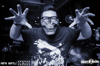 Seenspace Halloween ที่ คลาดส์, แฟตร์ กัตส์ และบริว — photo 35