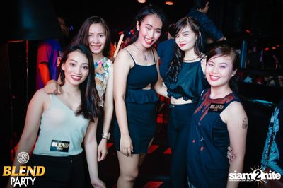 Blend Halloween Party 285 Secret Castle ที่ สน็อบ รัชดา — photo 196