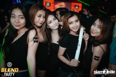 Blend Halloween Party 285 Secret Castle ที่ สน็อบ รัชดา — photo 273