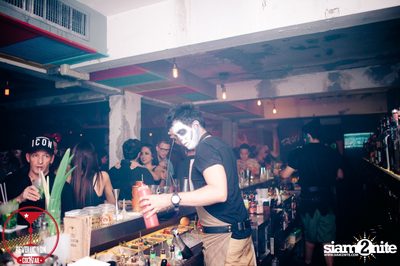 Dizneey Trash Halloween Party at Revolucion Cocktail Bangkok — photo 1