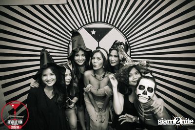 Dizneey Trash Halloween Party at Revolucion Cocktail Bangkok — photo 10