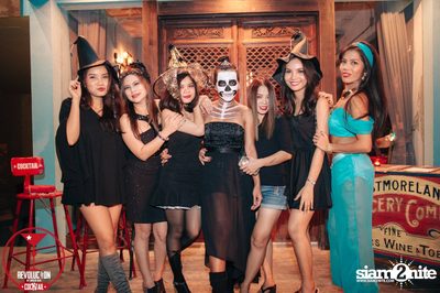 Dizneey Trash Halloween Party at Revolucion Cocktail Bangkok — photo 12