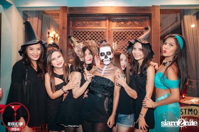 Dizneey Trash Halloween Party at Revolucion Cocktail Bangkok — photo 14
