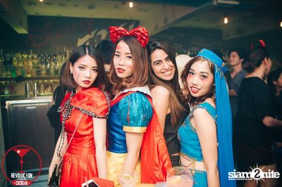 Dizneey Trash Halloween Party at Revolucion Cocktail Bangkok — photo 38