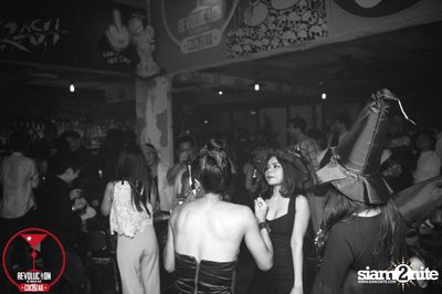 Dizneey Trash Halloween Party at Revolucion Cocktail Bangkok — photo 129