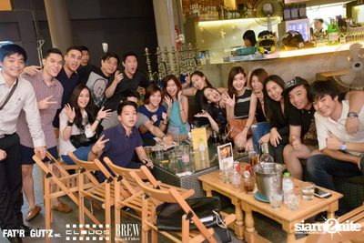Seenspace Invasion ที่ร้าน Clouds, Fat'R Gut'z และ BREW Beers & Ciders — photo 14