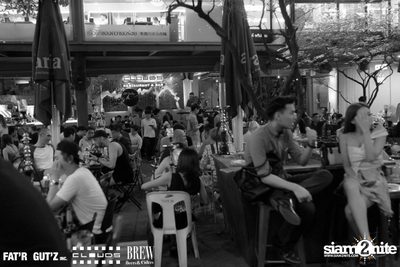 Seenspace Invasion ที่ร้าน Clouds, Fat'R Gut'z และ BREW Beers & Ciders — photo 48