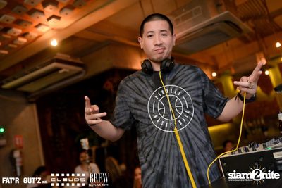 Seenspace Invasion ที่ร้าน Clouds, Fat'R Gut'z และ BREW Beers & Ciders — photo 52