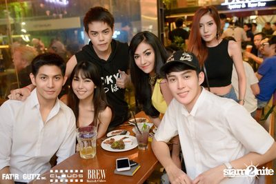 Seenspace Invasion ที่ร้าน Clouds, Fat'R Gut'z และ BREW Beers & Ciders — photo 78