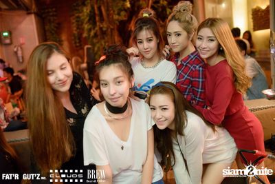 Seenspace Invasion ที่ร้าน Clouds, Fat'R Gut'z และ BREW Beers & Ciders — photo 79