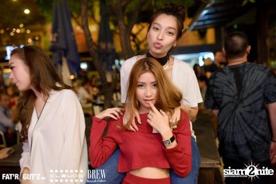 Seenspace Invasion ที่ร้าน Clouds, Fat'R Gut'z และ BREW Beers & Ciders — photo 82