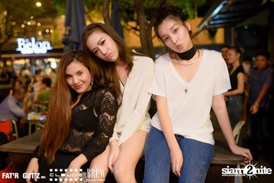 Seenspace Invasion ที่ร้าน Clouds, Fat'R Gut'z และ BREW Beers & Ciders — photo 85