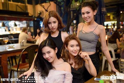 Seenspace Invasion ที่ร้าน Clouds, Fat'R Gut'z และ BREW Beers & Ciders — photo 99