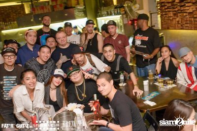 Seenspace Invasion ที่ร้าน Clouds, Fat'R Gut'z และ BREW Beers & Ciders — photo 103